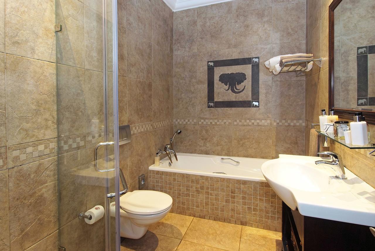 Ushaka Manor Guest House Durban Esterno foto