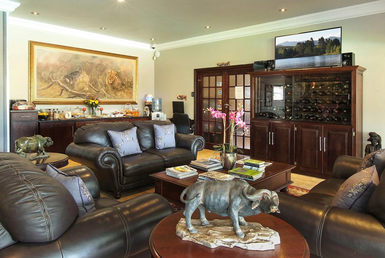 Ushaka Manor Guest House Durban Esterno foto
