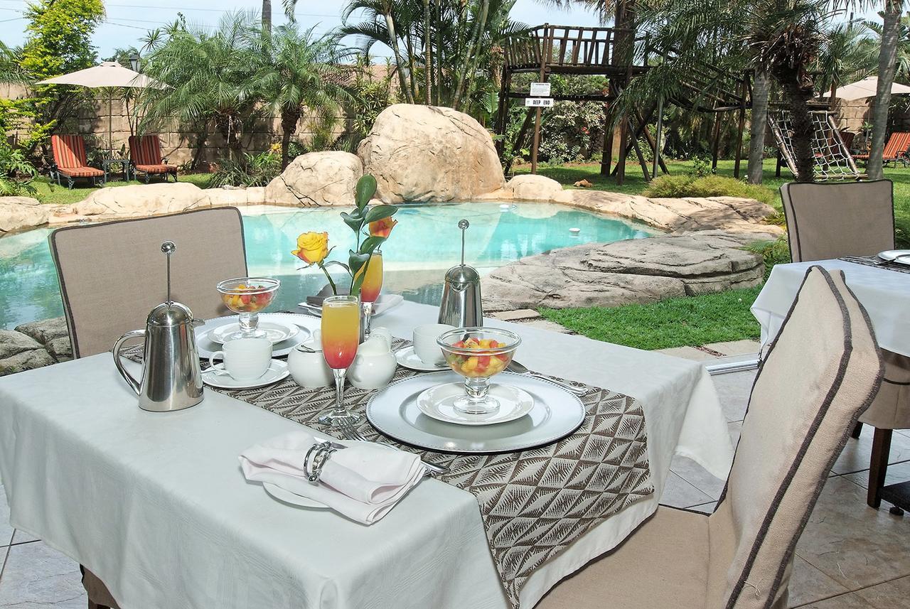 Ushaka Manor Guest House Durban Esterno foto