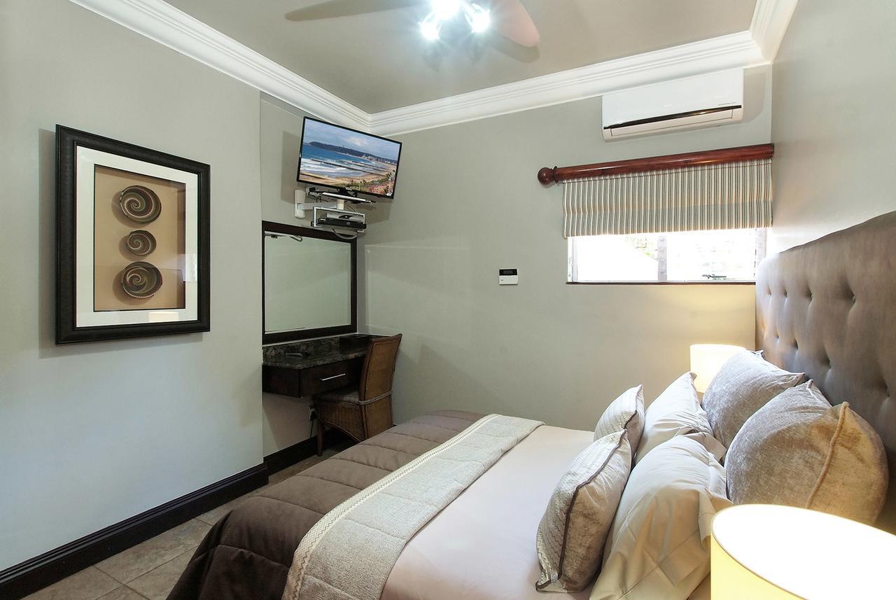 Ushaka Manor Guest House Durban Esterno foto