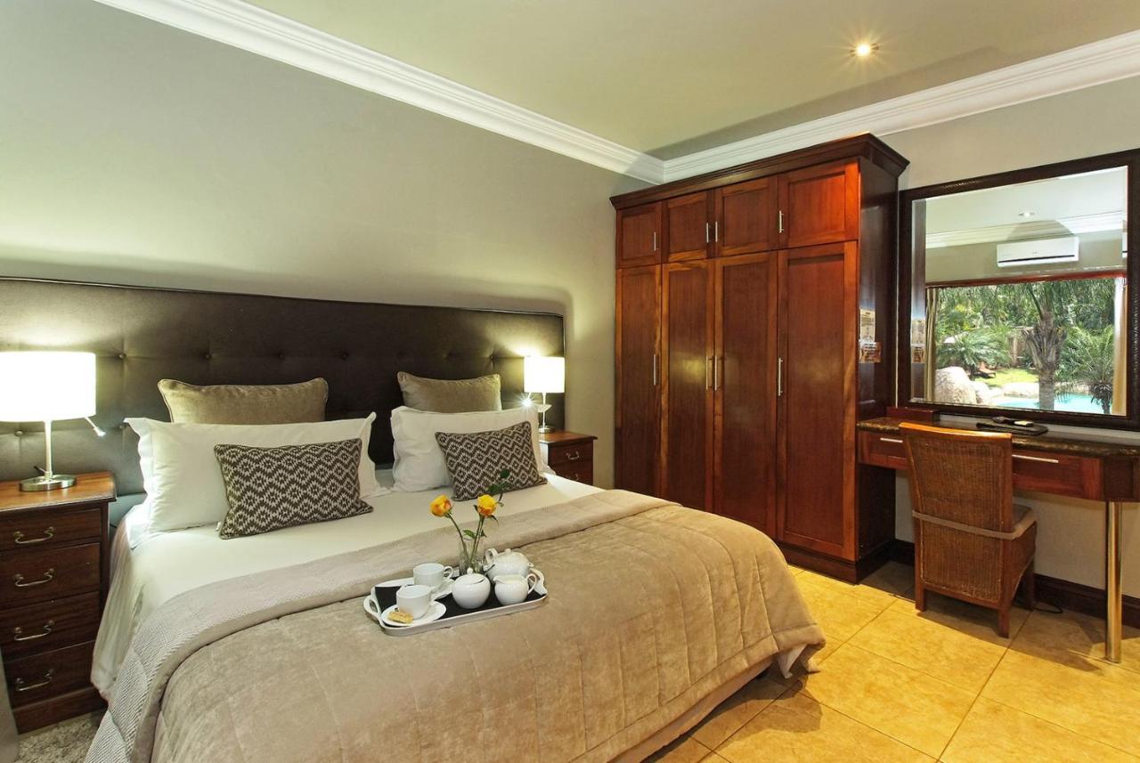 Ushaka Manor Guest House Durban Esterno foto